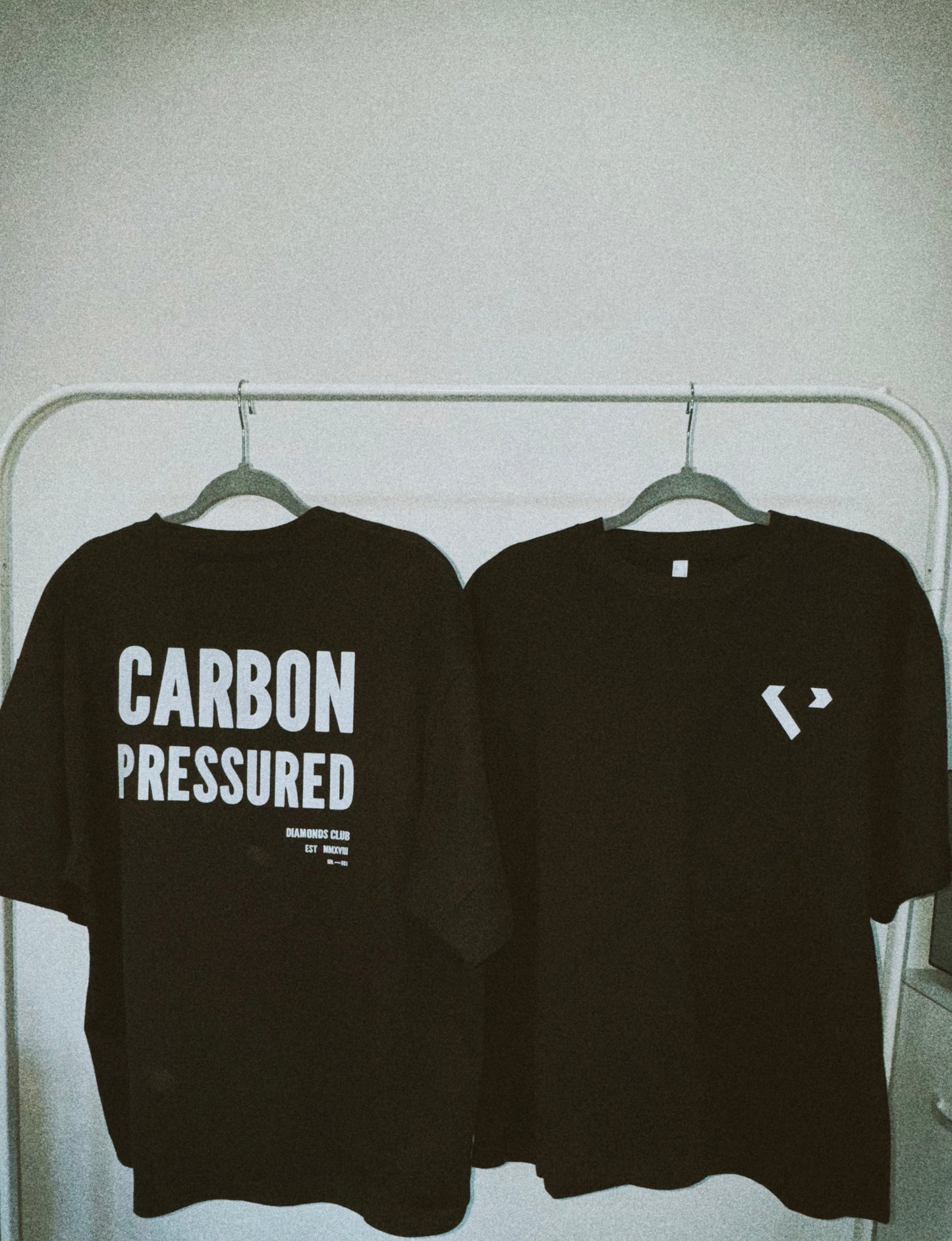 CARBON PRESSURED BLACK